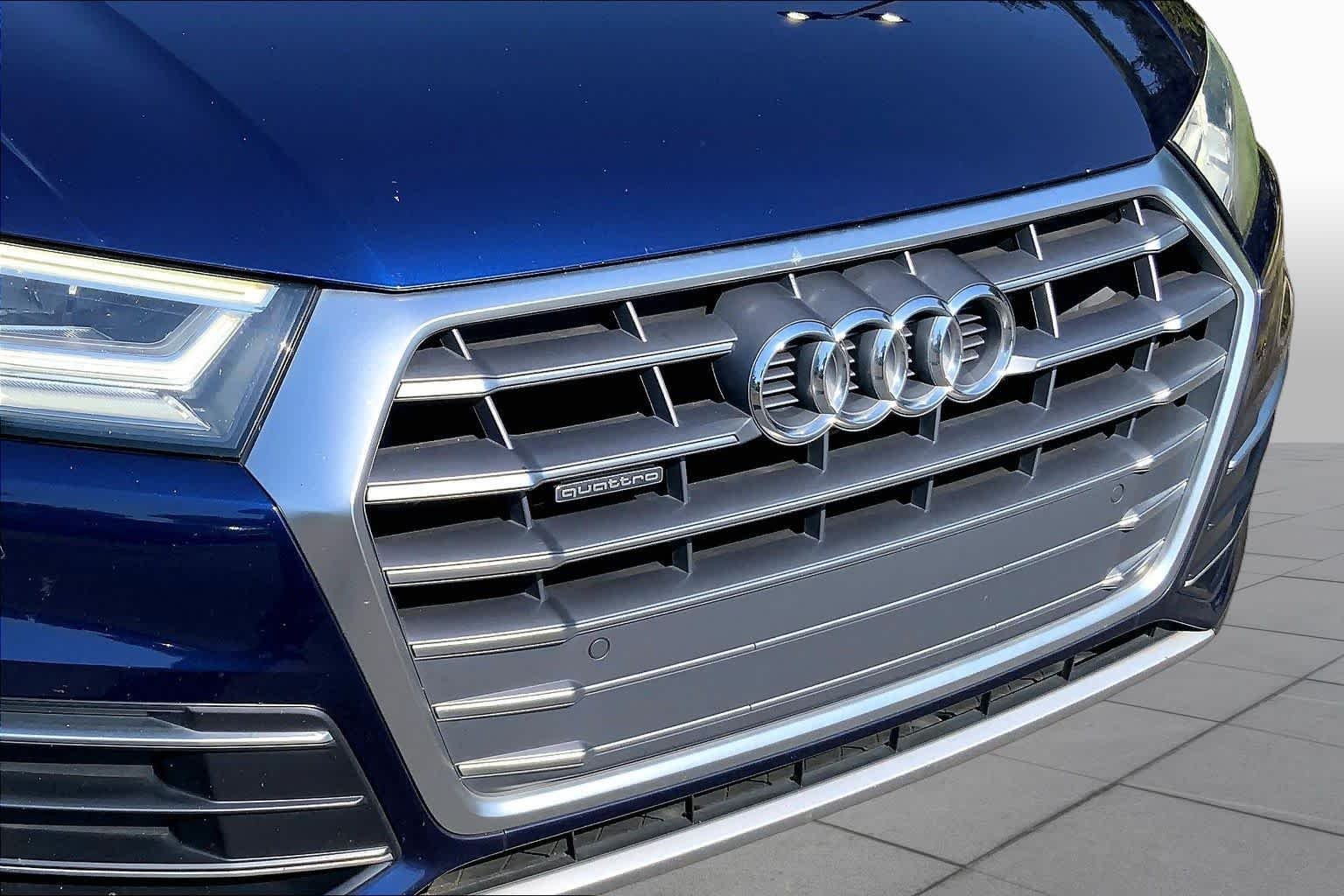 Used 2018 Moonlight Blue Metallic Audi Premium Plus image 30