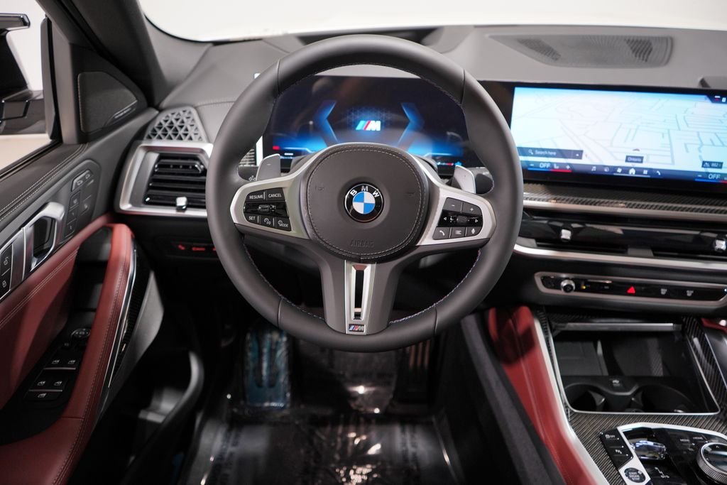 New 2027 White Metallic BMW M60i image 9