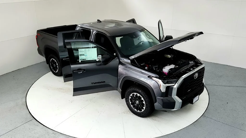 Used 2023 Gray Toyota SR5 image 21