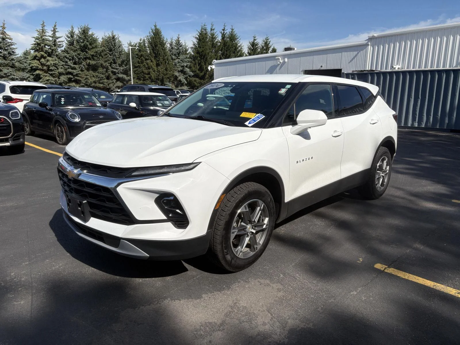 Used 2024 Summit White Chevrolet LT image 4