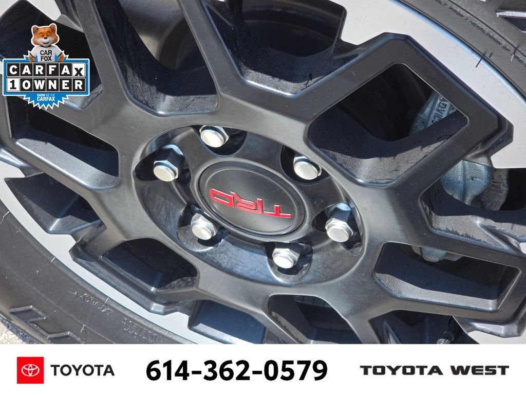 Used 2025  Toyota  image 12
