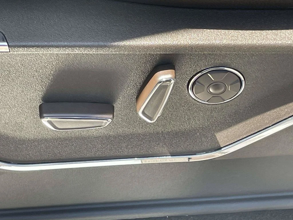 New 2026 Star White Metallic Tri-Coat Ford King Ranch image 14
