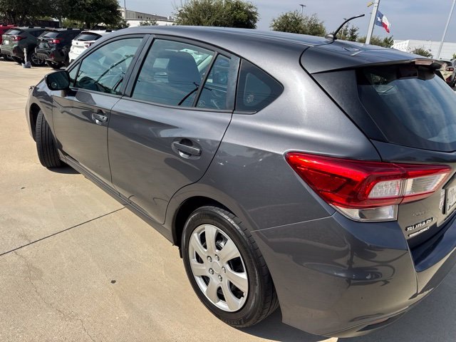 Used 2018  Subaru 2.0i image 4