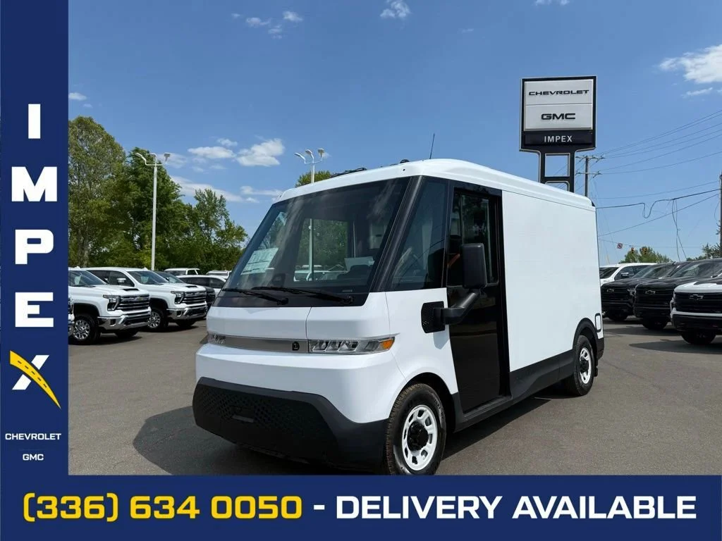 Used 2024 Oyster White BrightDrop EJY image 6
