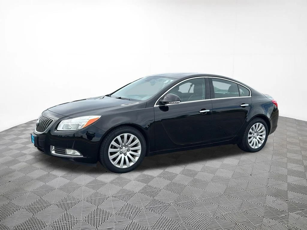 Used 2013 Buick Regal Premium 1 with VIN 2G4GS5EV8D9231083 for sale in Hastings, Minnesota