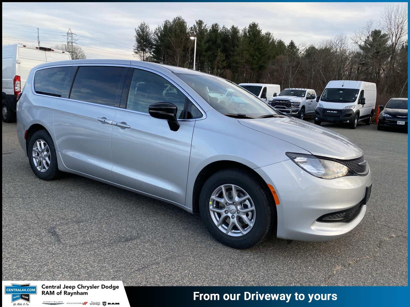 2026 Chrysler Voyager