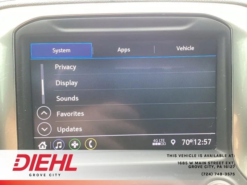 Used 2022 White Chevrolet RST image 37