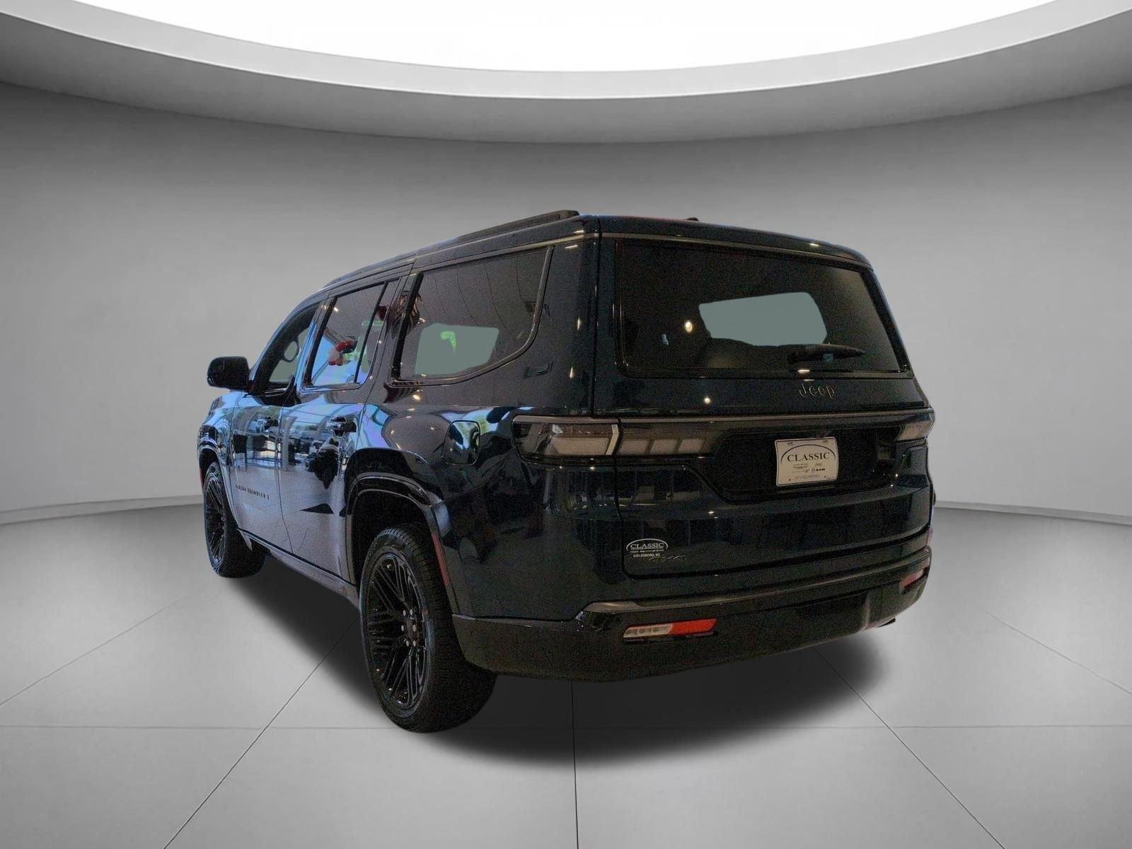New 2026 Fathom Blue Pearlcoat Jeep Limited Reserve image 3