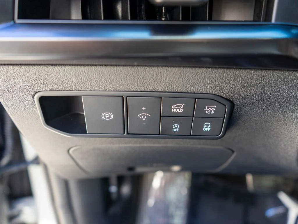 New 2027 Wolf Gray Kia X-Pro SX Prestige image 23