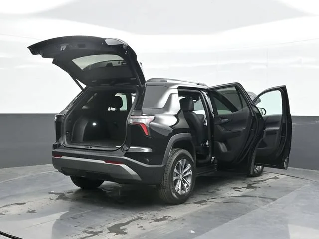 2027 Chevrolet Equinox LT - Photo 29