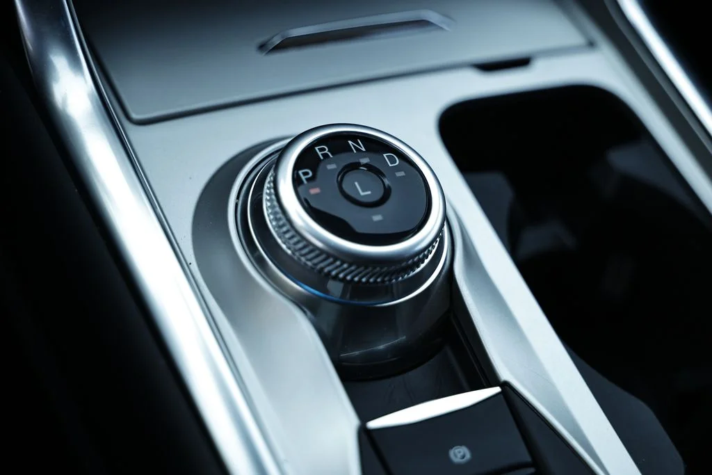 Used 2022 Carbonized Gray Metallic Ford Platinum image 39