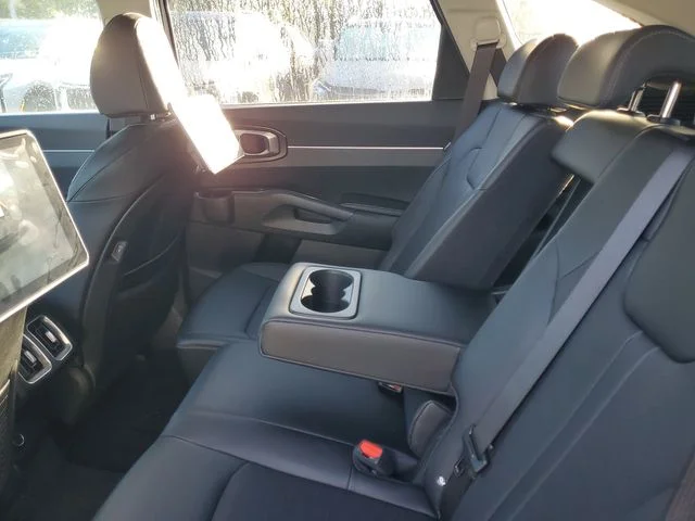 New 2025 Glacial White Pearl Kia S image 27