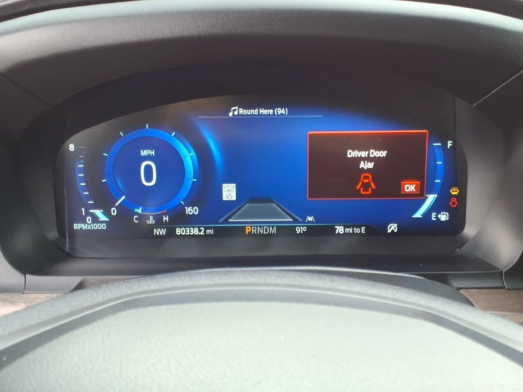 Used 2020 Black Metallic Ford Platinum image 22