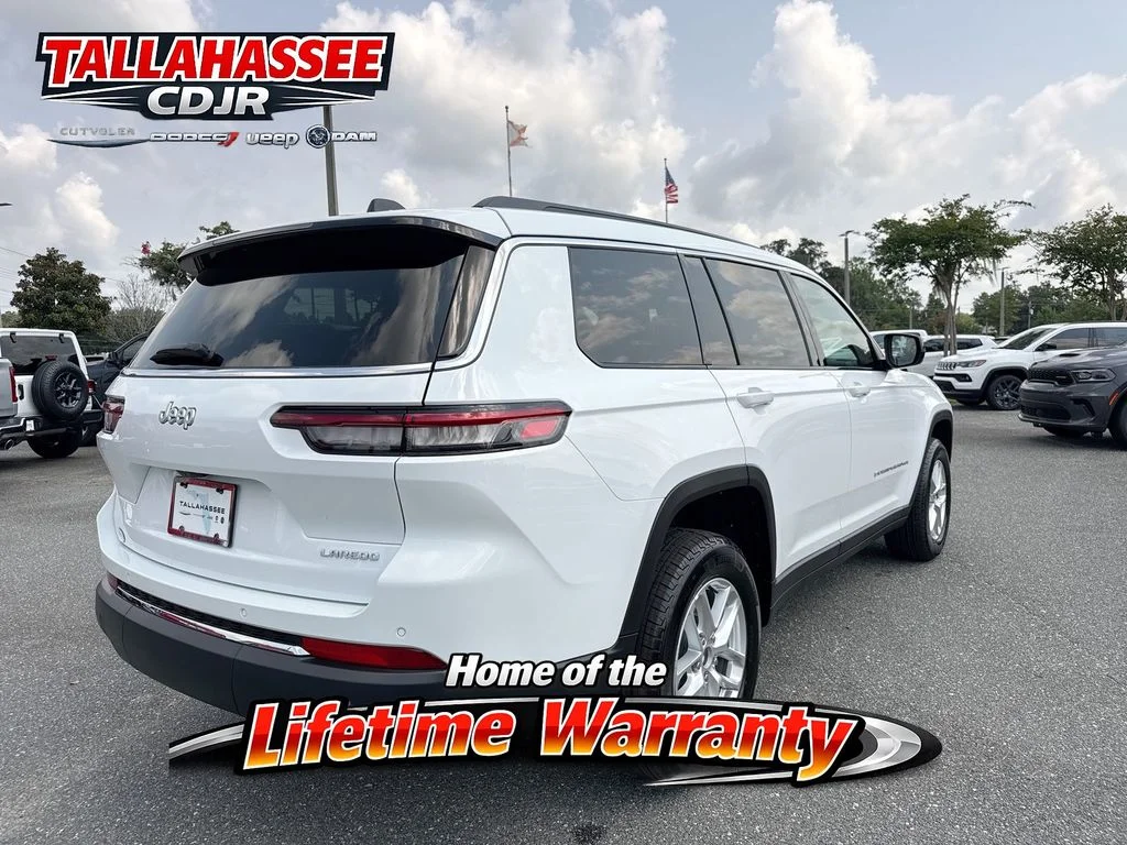 New 2026 Bright White Clearcoat Jeep Laredo image 3