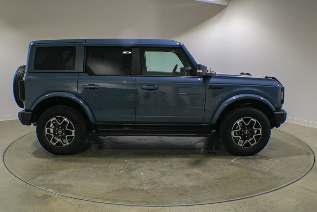 Used 2025 Azure Gray Metallic Ford Outer Banks image 7