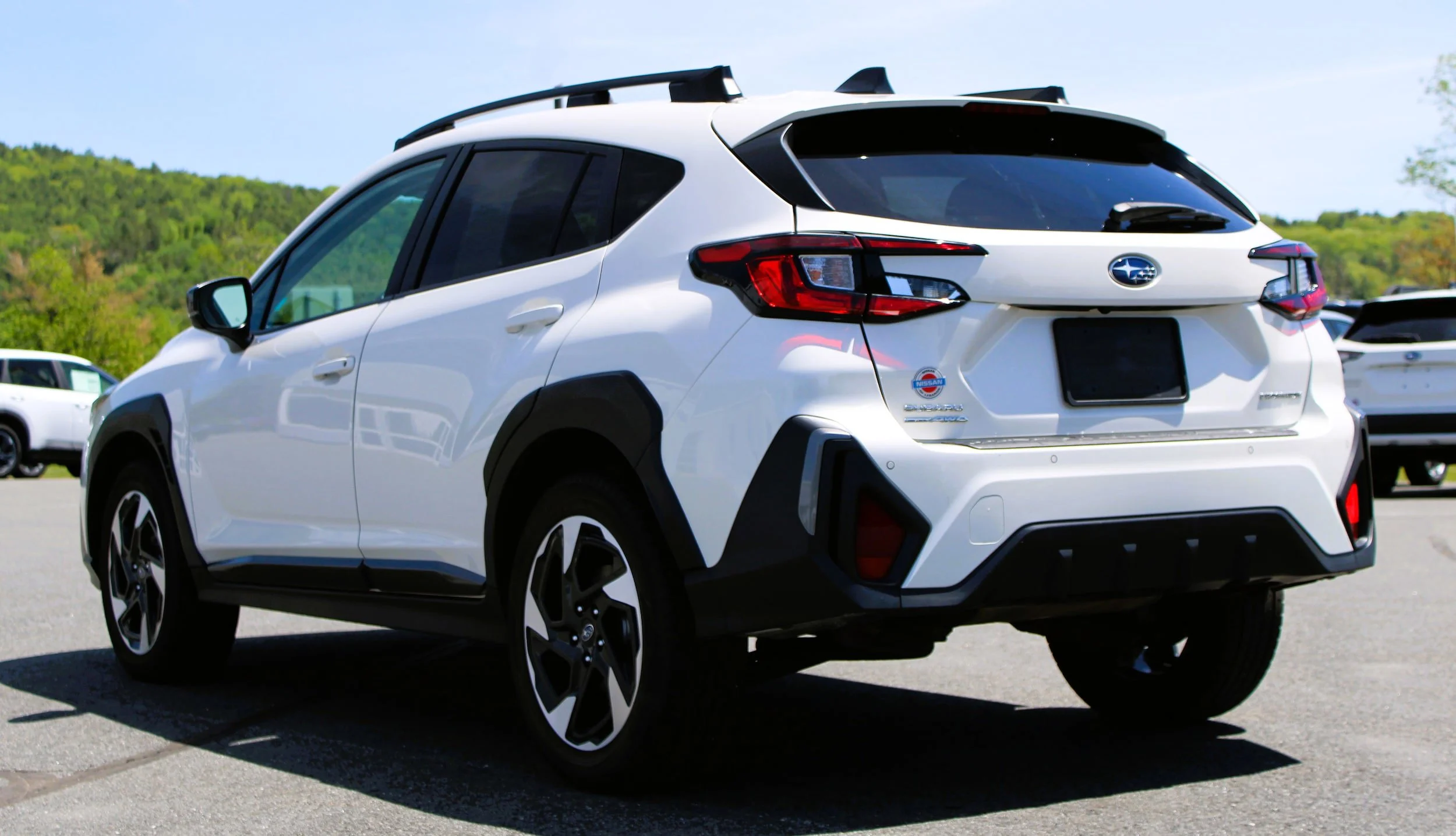 Used 2024 Crystal White Pearl Subaru Limited image 14