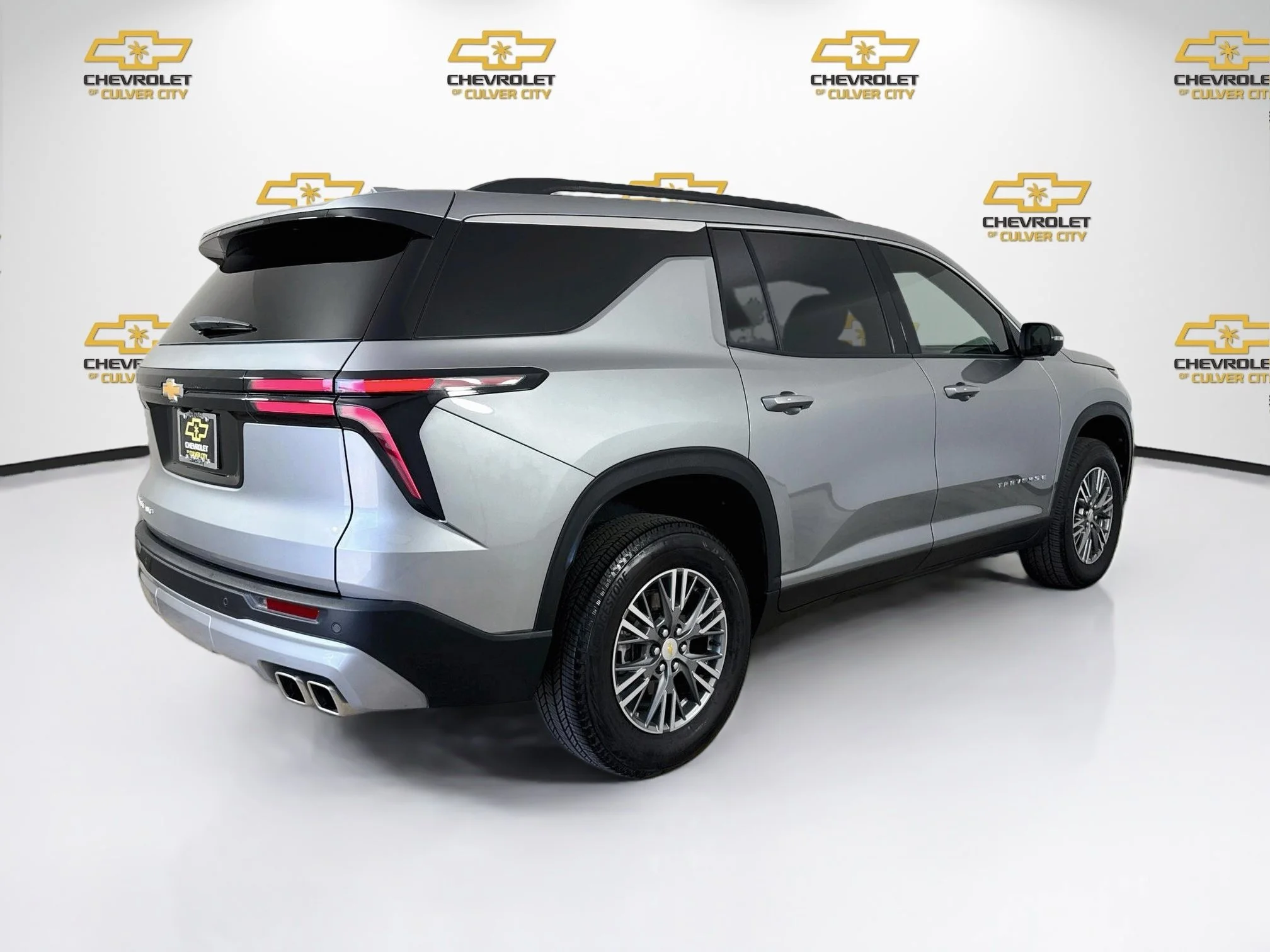 Used 2025 Sterling Gray Metallic Chevrolet LT image 8