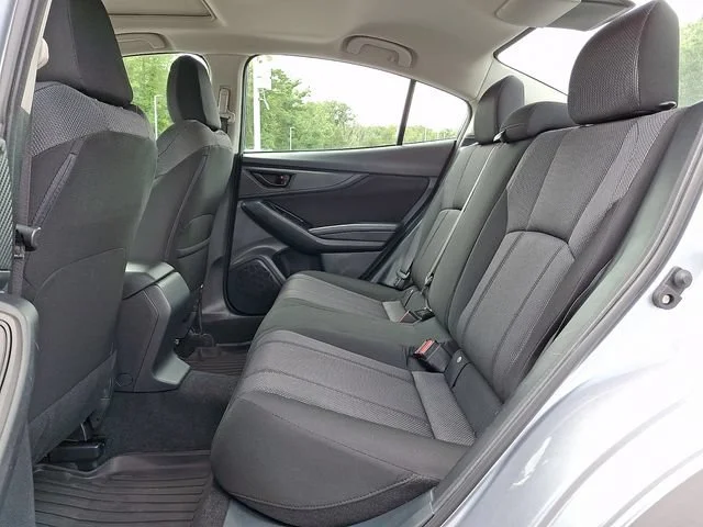 Used 2022 Silver Subaru Premium Sedan image 11