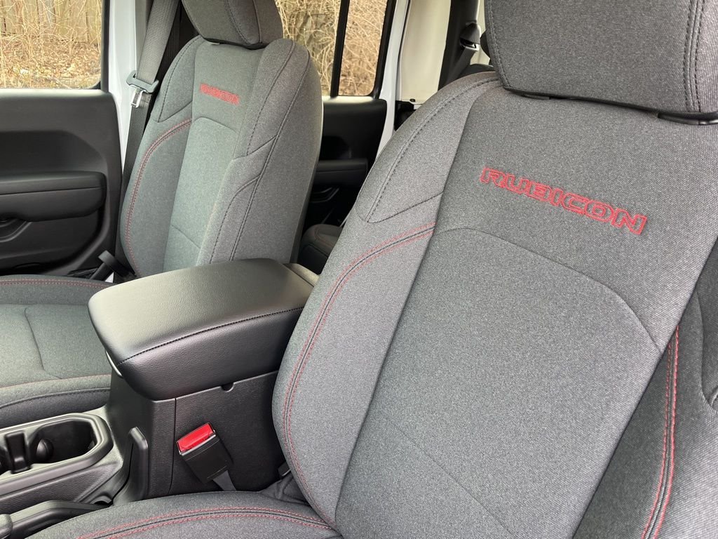 New 2026 Bright White Clearcoat Jeep Rubicon image 5