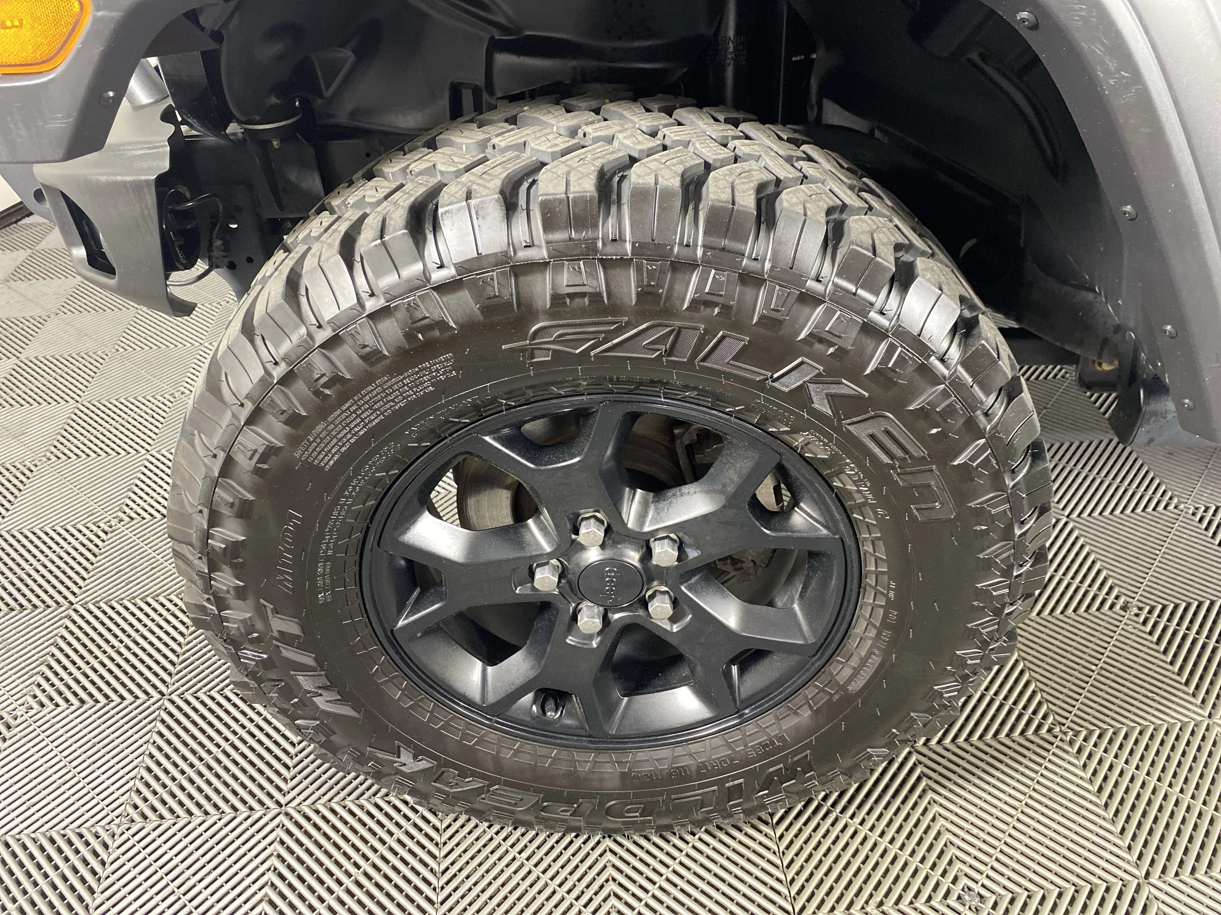 Used 2021 Granite Crystal Metallic Clearcoat Jeep Willys Sport image 11
