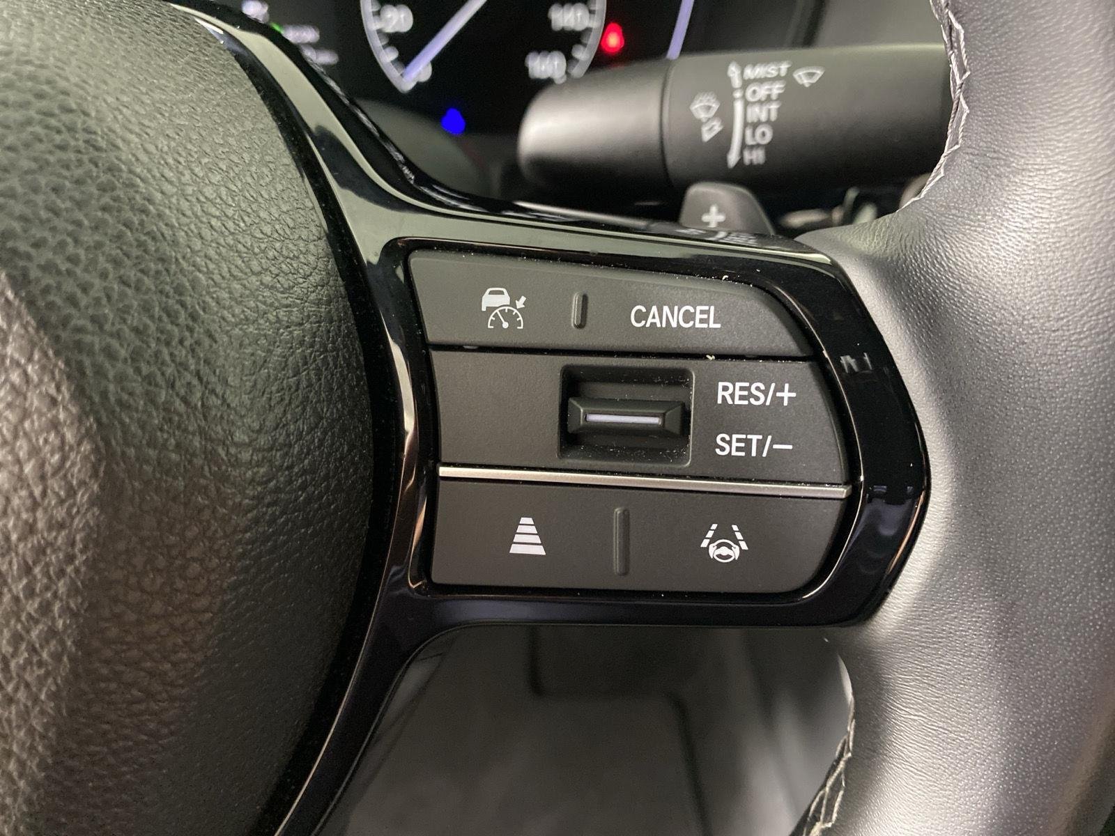 Used 2024 Platinum White Pearl Honda Sport image 14