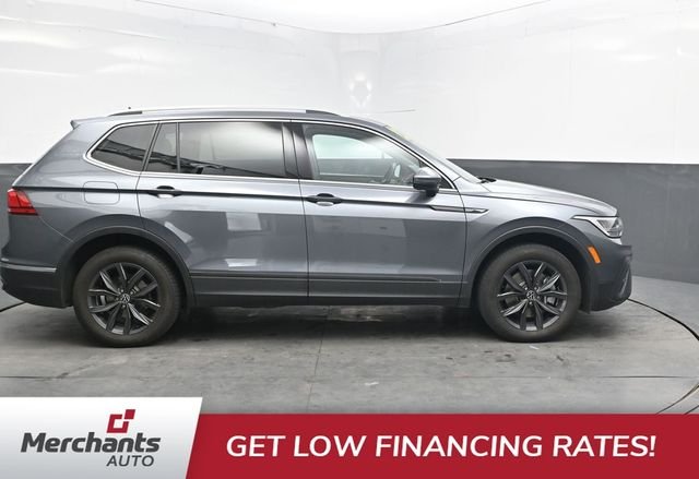 Used 2023 White Volkswagen 2.0T SE image 9