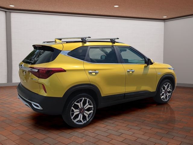 Used 2021 Yellow Kia SX image 3