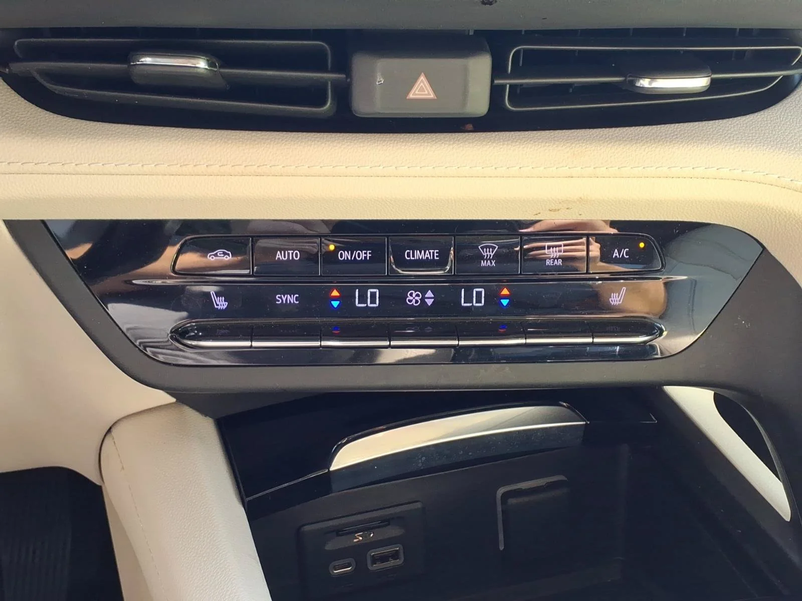 Used 2021 Burnished Bronze Metallic Buick Essence image 11