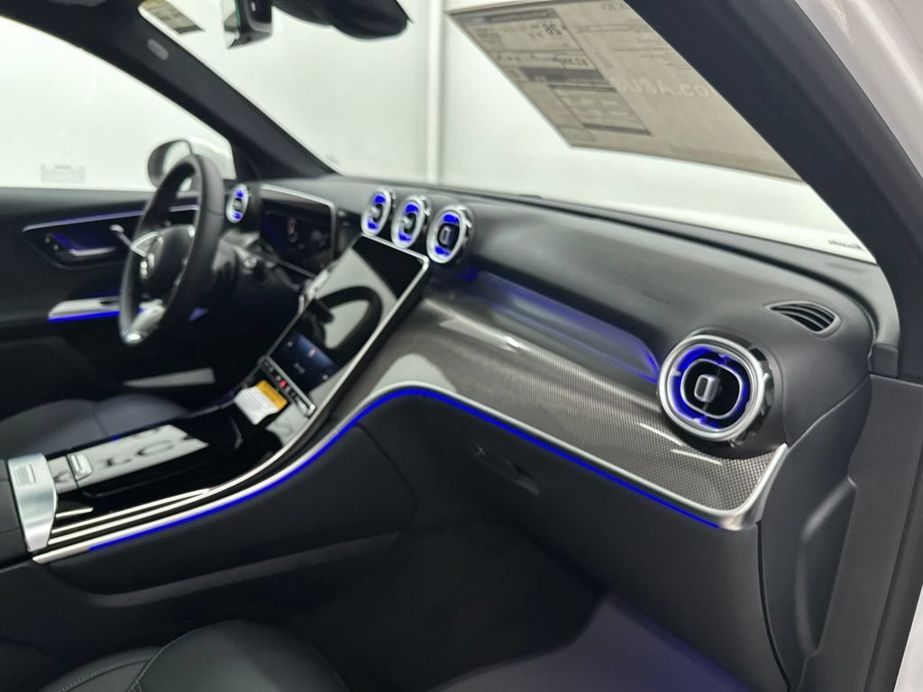 New 2027 Polar White Mercedes-Benz GLC 300 image 56