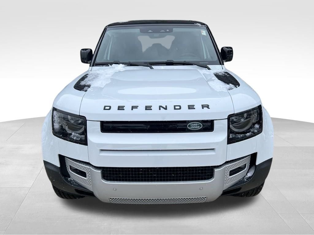 2025 Land Rover Defender S - Photo 4