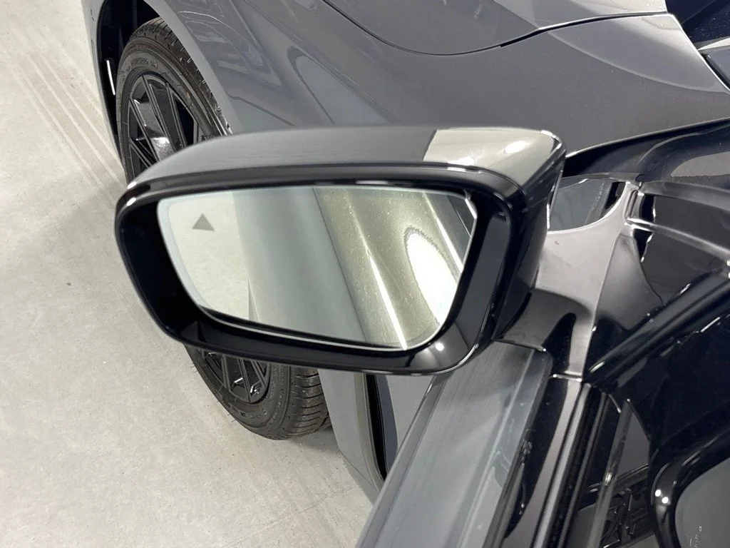 Used 2021 Gray BMW 740i image 14