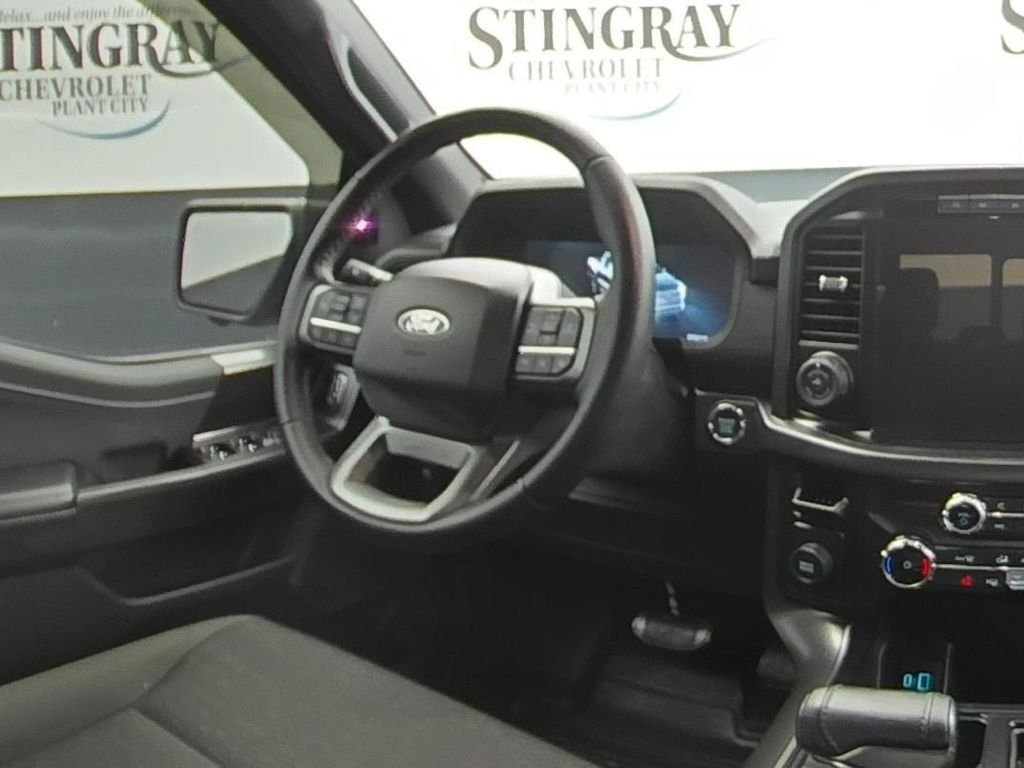 Used 2024 Silver Ford XLT image 16