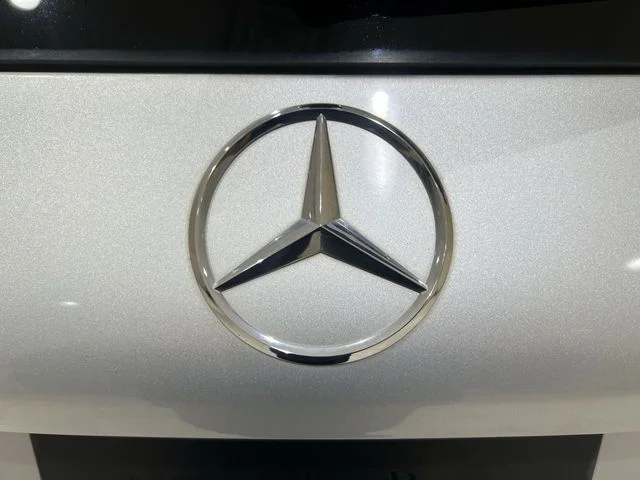 Used 2018 Iridium Silver Metallic Mercedes-Benz GLC 300 image 26
