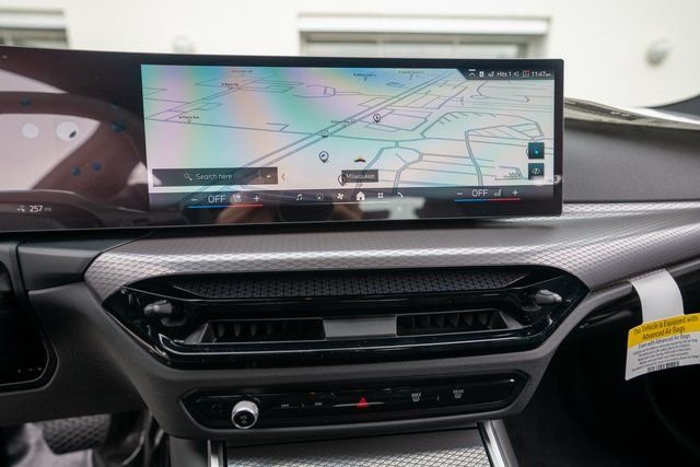 Certified Used 2025 Alpine White BMW xDrive40 image 28