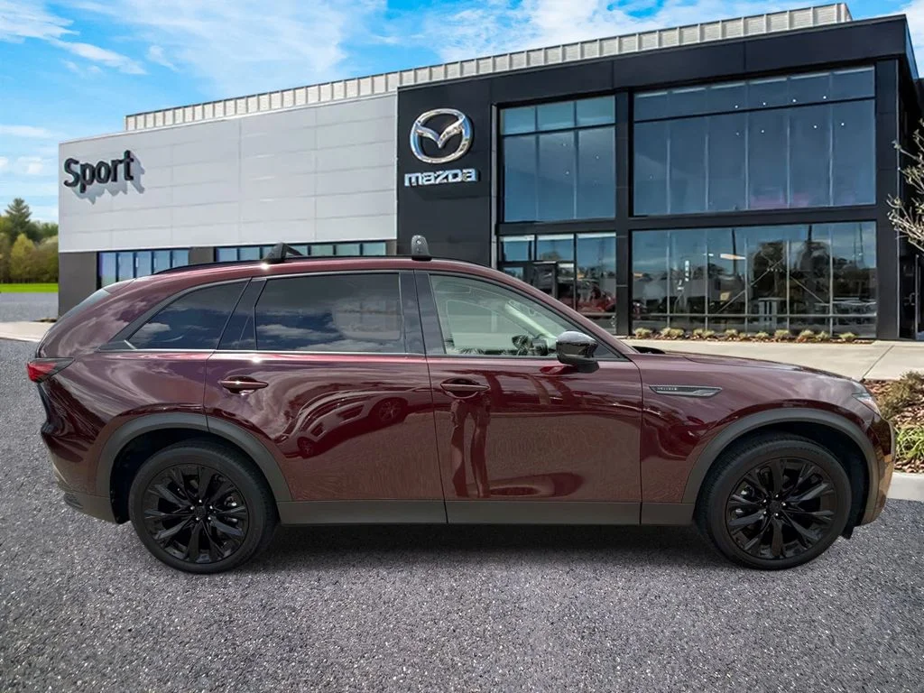 Used 2026 Red Mazda 3.3 Turbo Premium image 2
