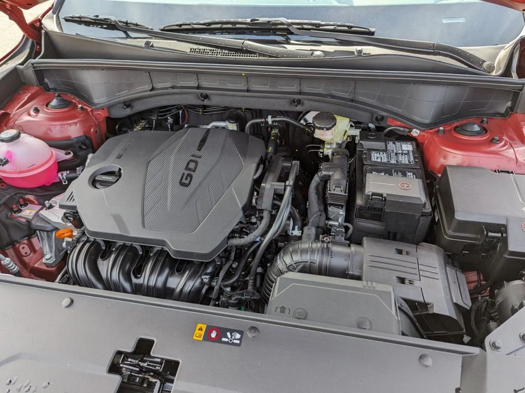 New 2023 RED Kia S FWD image 38