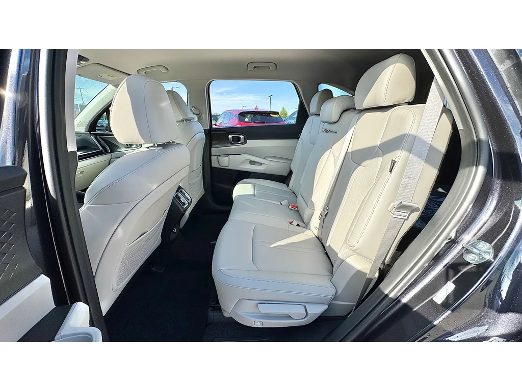 New 2026 Gry Kia S image 22