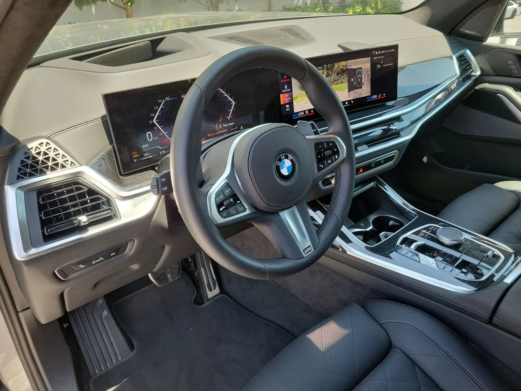 Used 2026 Gray BMW xDrive40i image 23