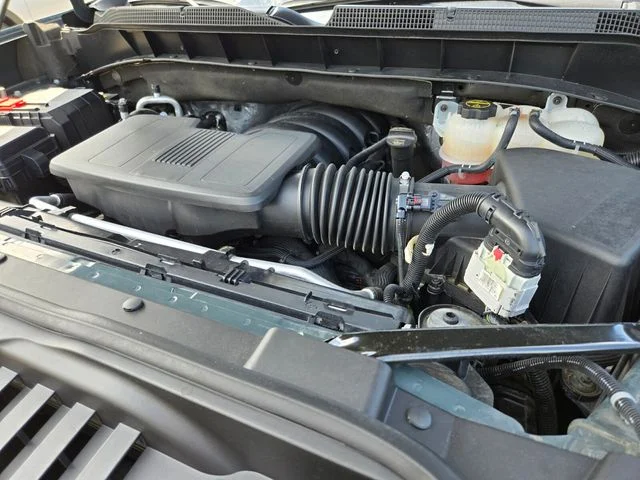 Used 2025 Gray Chevrolet LT image 23