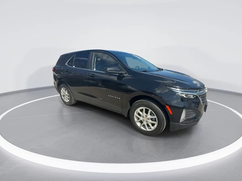 Used 2022 Black Chevrolet LT image 2