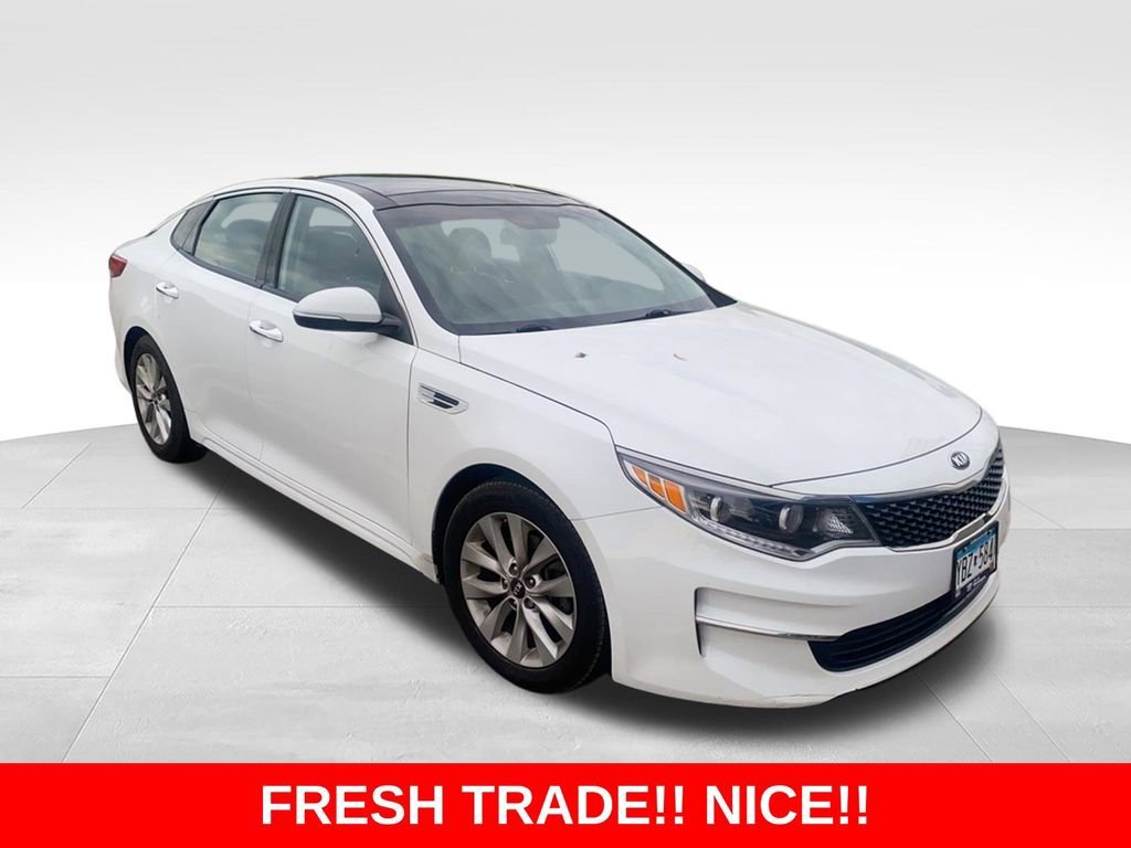 2016 Kia Optima EX AT's photo