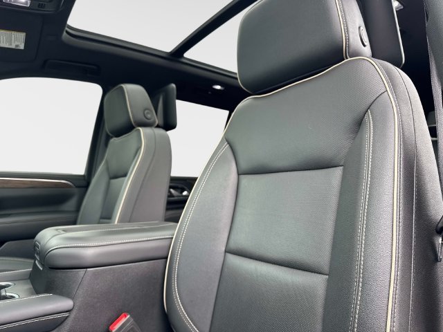 Used 2024 Black Chevrolet Premier image 21