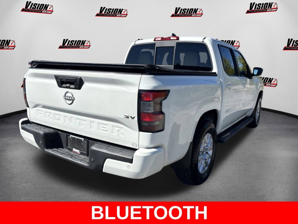 Used 2022 White Nissan SV image 5