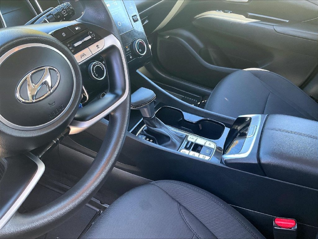 Used 2024 Silver Hyundai SE image 20