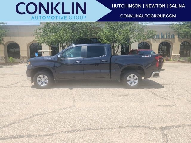 2022 Chevrolet Silverado 1500 LT 4X4 Crew Cab Short Box's photo