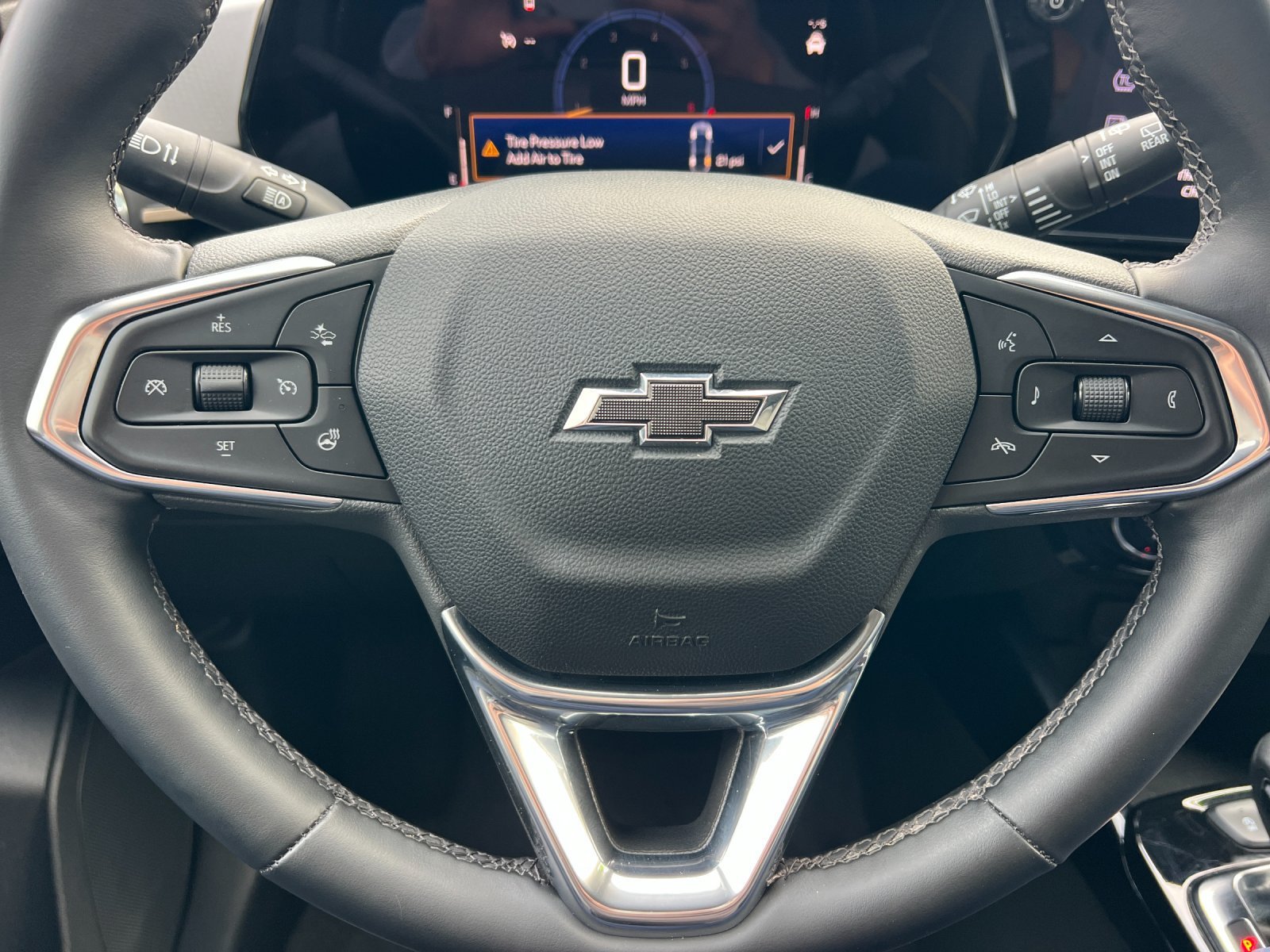 Used 2025 Mosaic Black Metallic Chevrolet ACTIV image 23