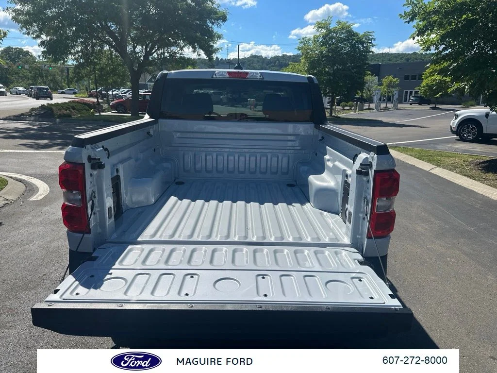 New 2026 White Metallic Ford XLT image 10