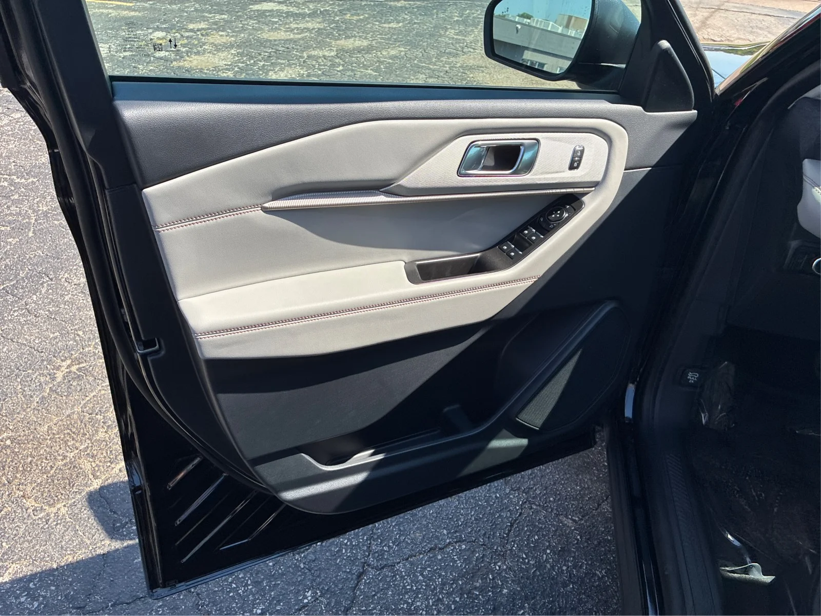 New 2026 Agate Black Metallic Ford Active image 18