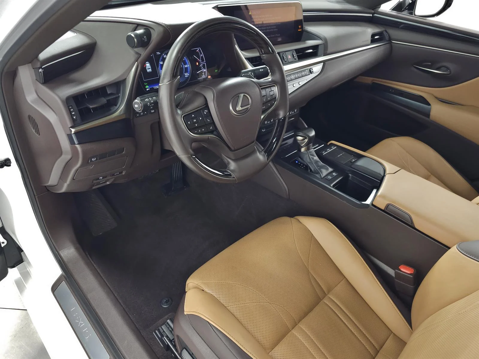Certified Used 2020 White Lexus Luxury image 14