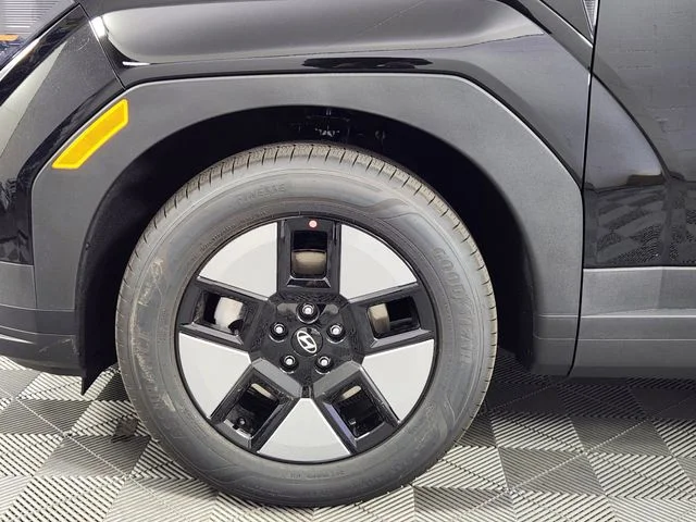 New 2026 Black Hyundai SEL image 10